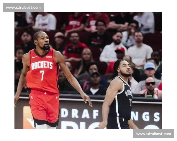 火箭伊森数据崩盘：场均 3+5+2.5 失误，大合同悬了？